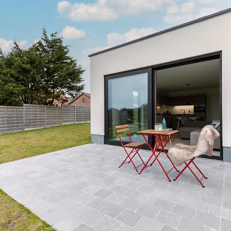 Whaaw Westende-bad Apartmanhotel 4*