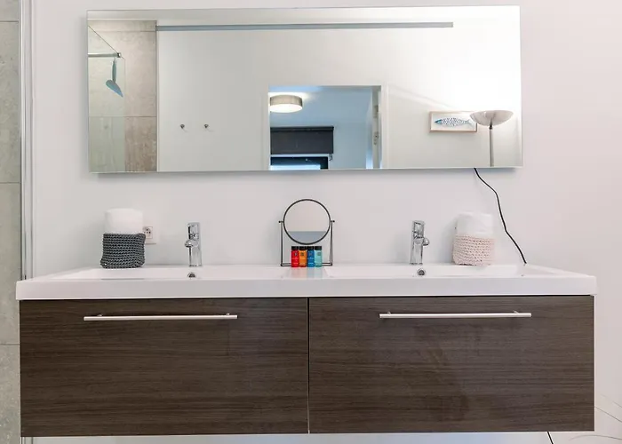 Hotel apartamentowy Whaaw Westende-bad 4*